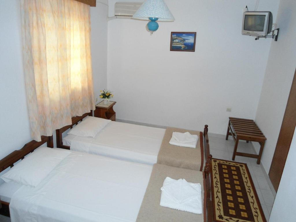 Evi Apartments And Studios Theológos Oda fotoğraf