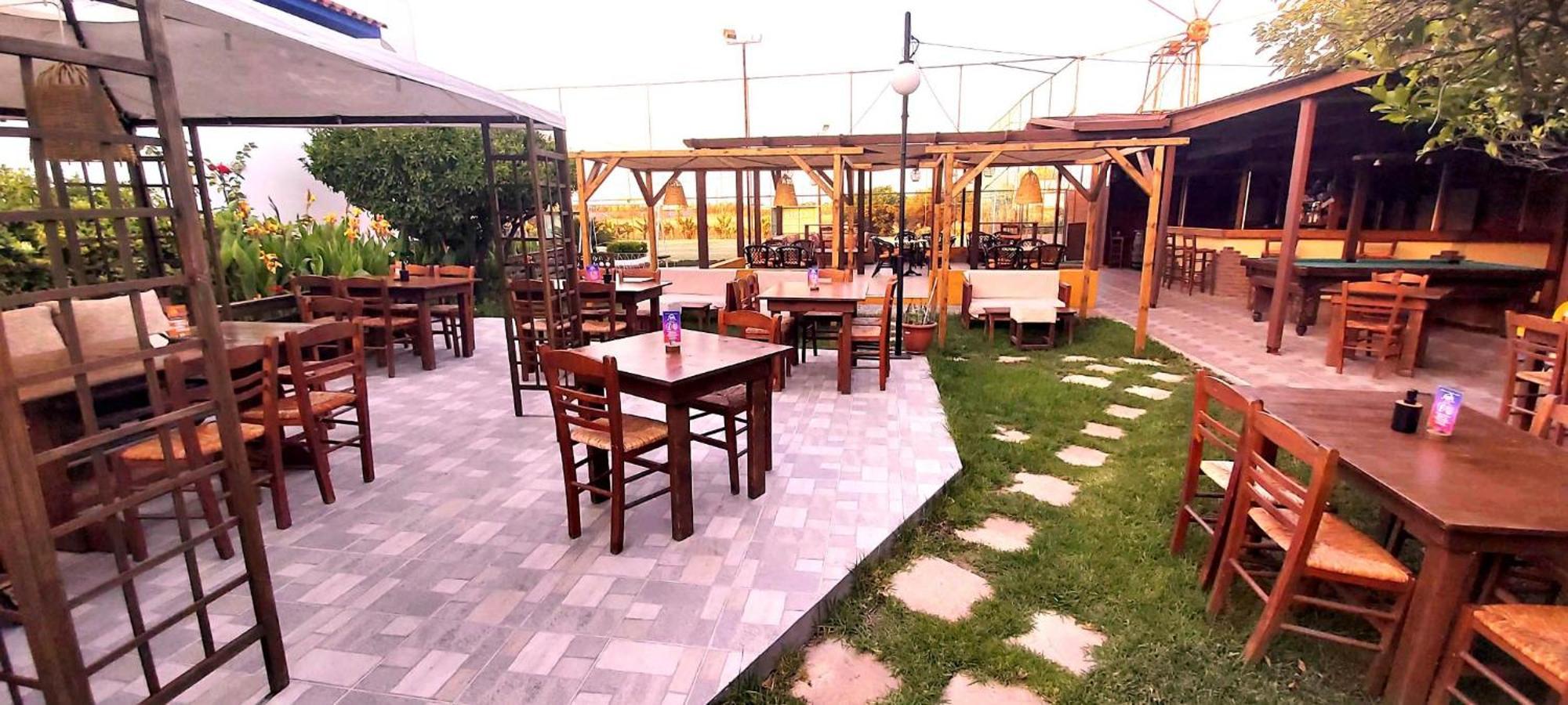 Evi Apartments And Studios Theológos Dış mekan fotoğraf