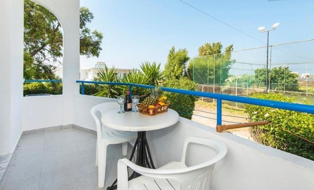 Evi Apartments And Studios Theológos Oda fotoğraf