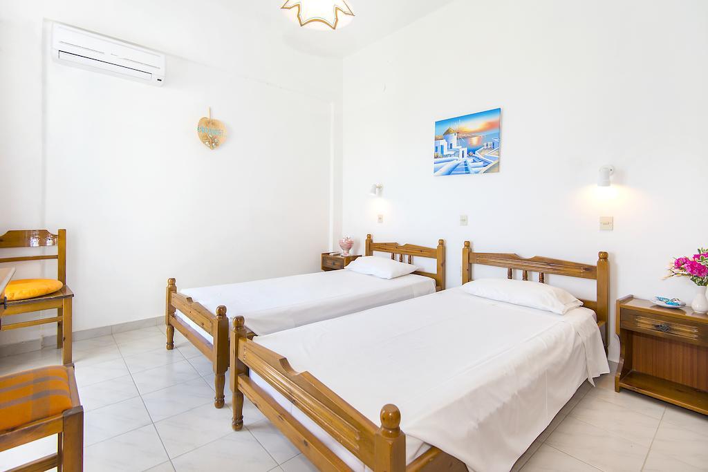 Evi Apartments And Studios Theológos Oda fotoğraf